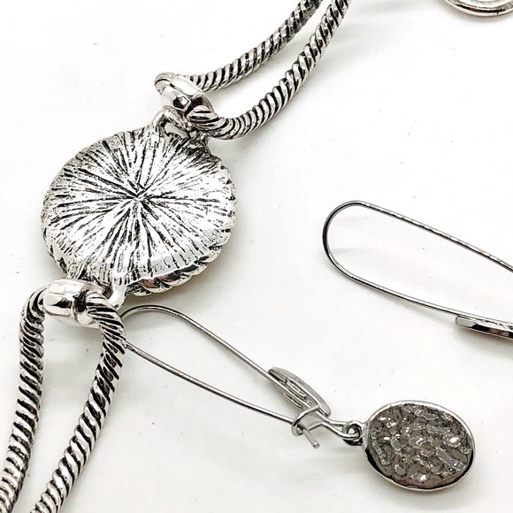 Scroll and Vine Mixed Metal Bracelet & earrings - Picture 4 of 9